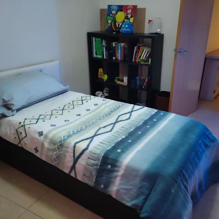 Habitacion Amplia Y Comoda Reus Extérieur photo