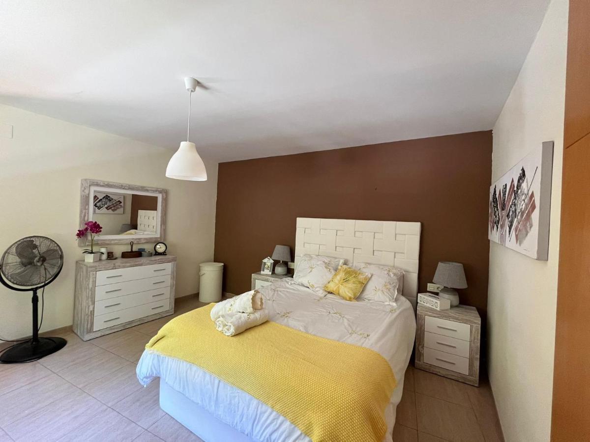 Habitacion Amplia Y Comoda Reus Extérieur photo